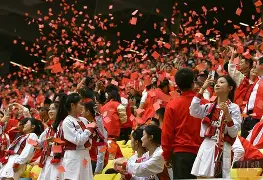 开云体育-赛地聚焦:亚冠冲刺阶段热度飙升,成都蓉城造点机会,悬念犹存,身体对抗强度拉满的简单介绍