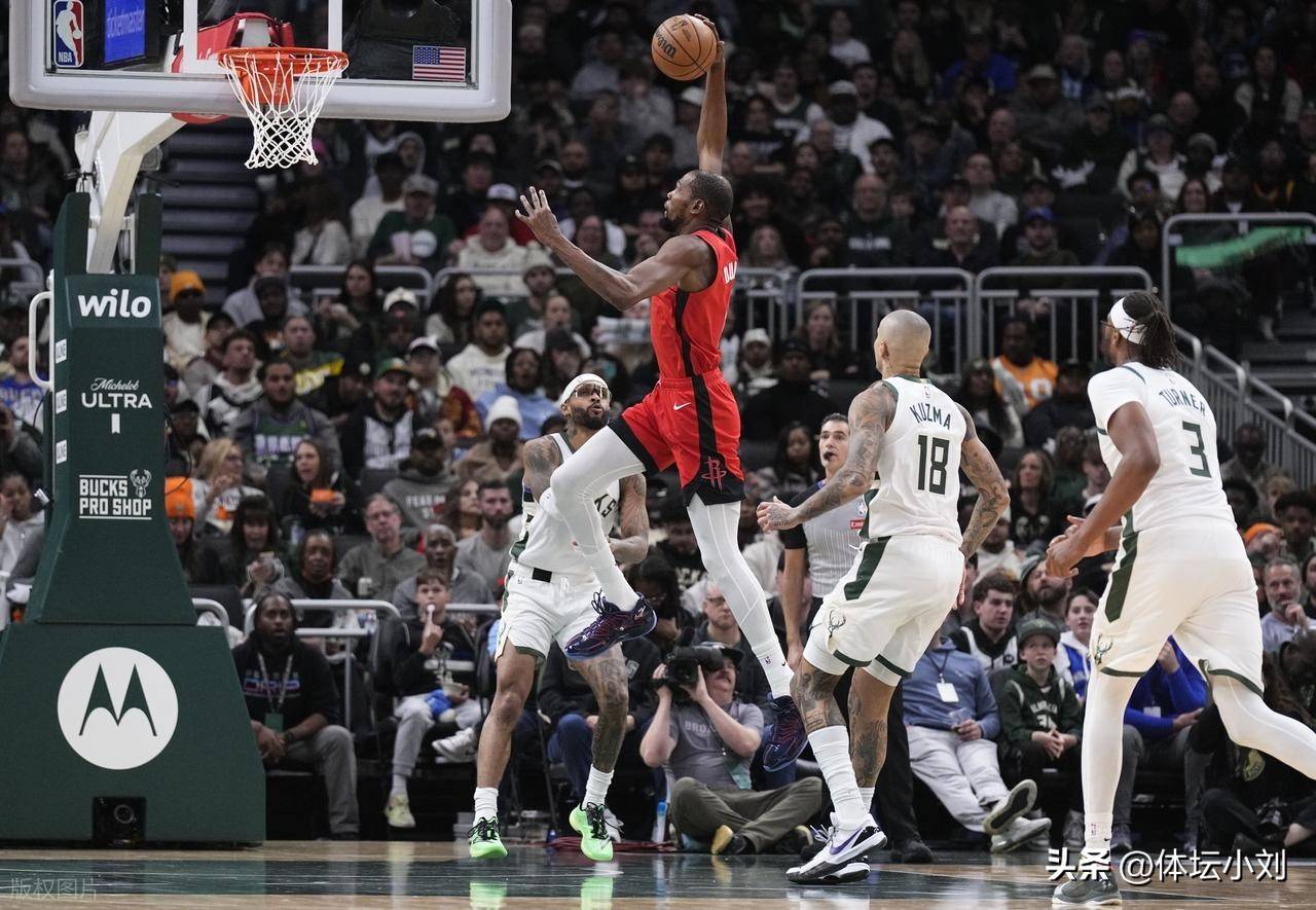 开云体育-赛地聚焦：NBA季后赛赛后热度飙升，里尔伤情更新，话题不断，轮换策略成焦点的简单介绍